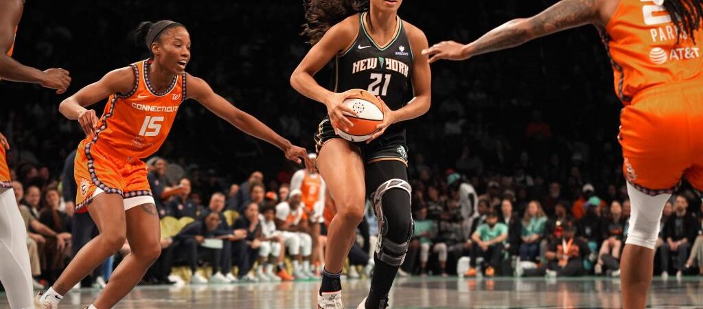 Liberty’s Isabelle Harrison sheds reminder of devastating knee injury